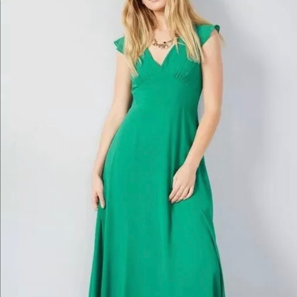 Elegant Green Women's Dress